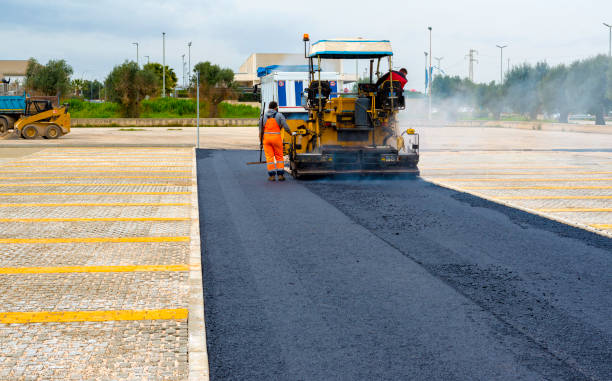 Best Professional Driveway Pavers  in Lynden, WA